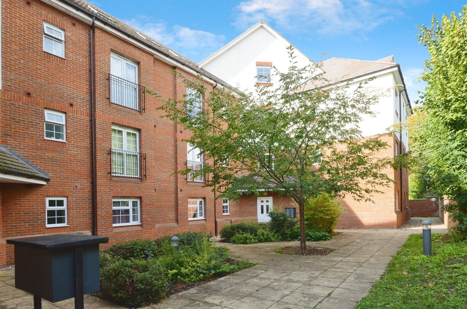 Millstone Way, Harpenden