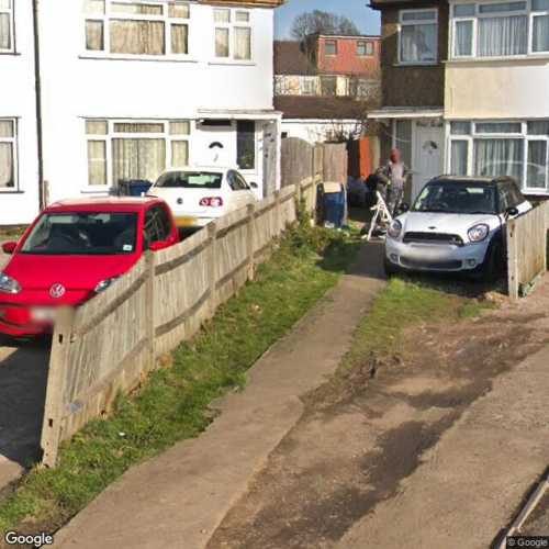Parking Space to Rent in Southall, UB1