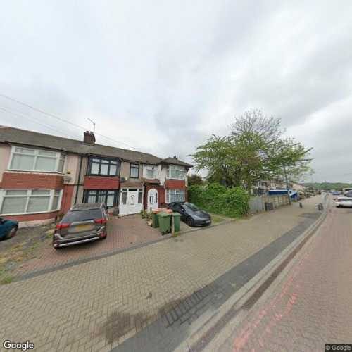Parking Space to Rent in East London, E6