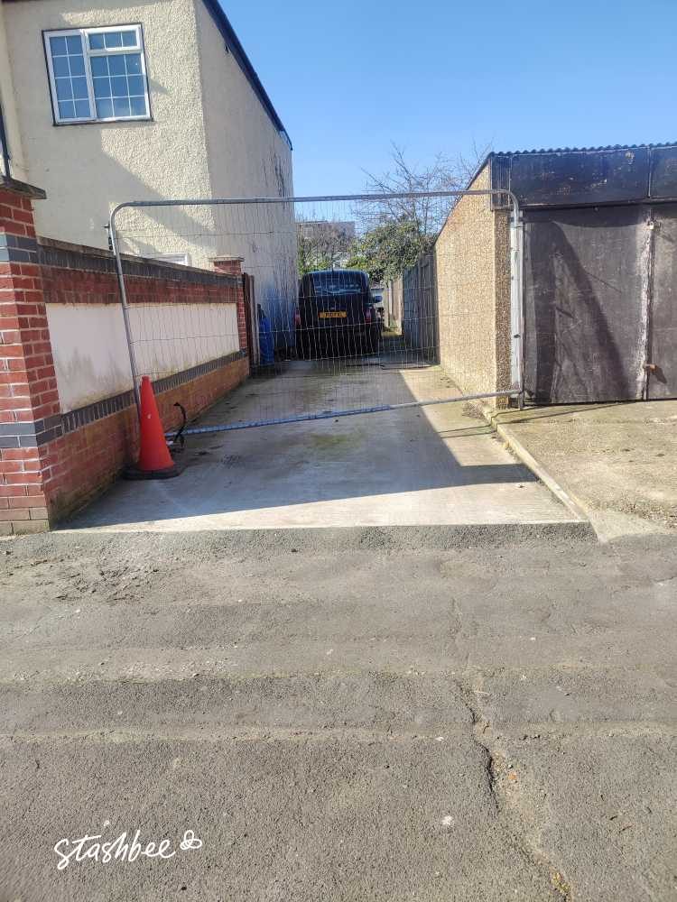 Parking Space to Rent in Ilford, IG2