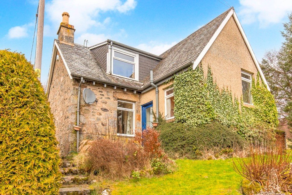 Braeside Rannoch Pitlochry: period cottage