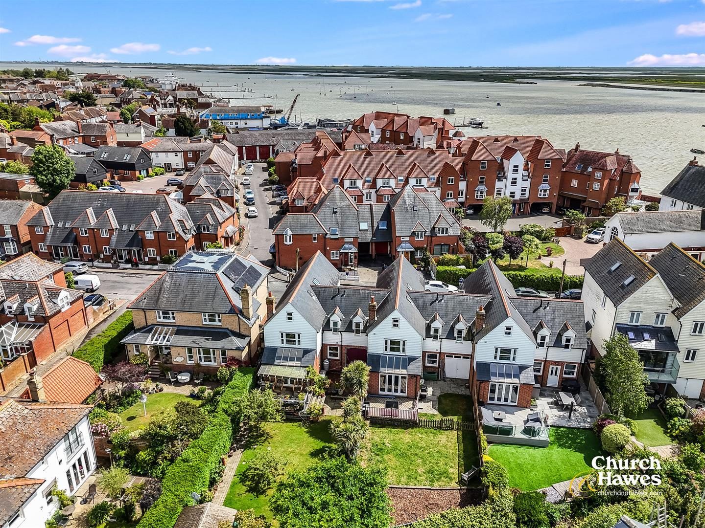Chain free waterfront townhouse, Burnham-on-Crouch