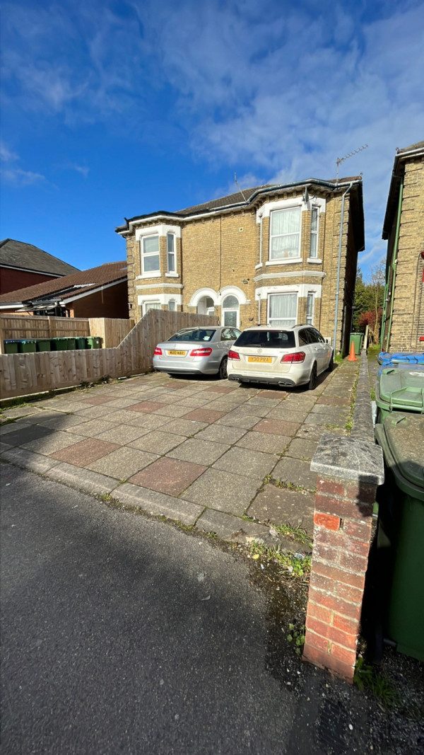 Parking on Shirley Road, SO15
