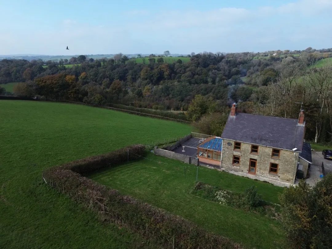 Llandysul: smallholding with paddocks