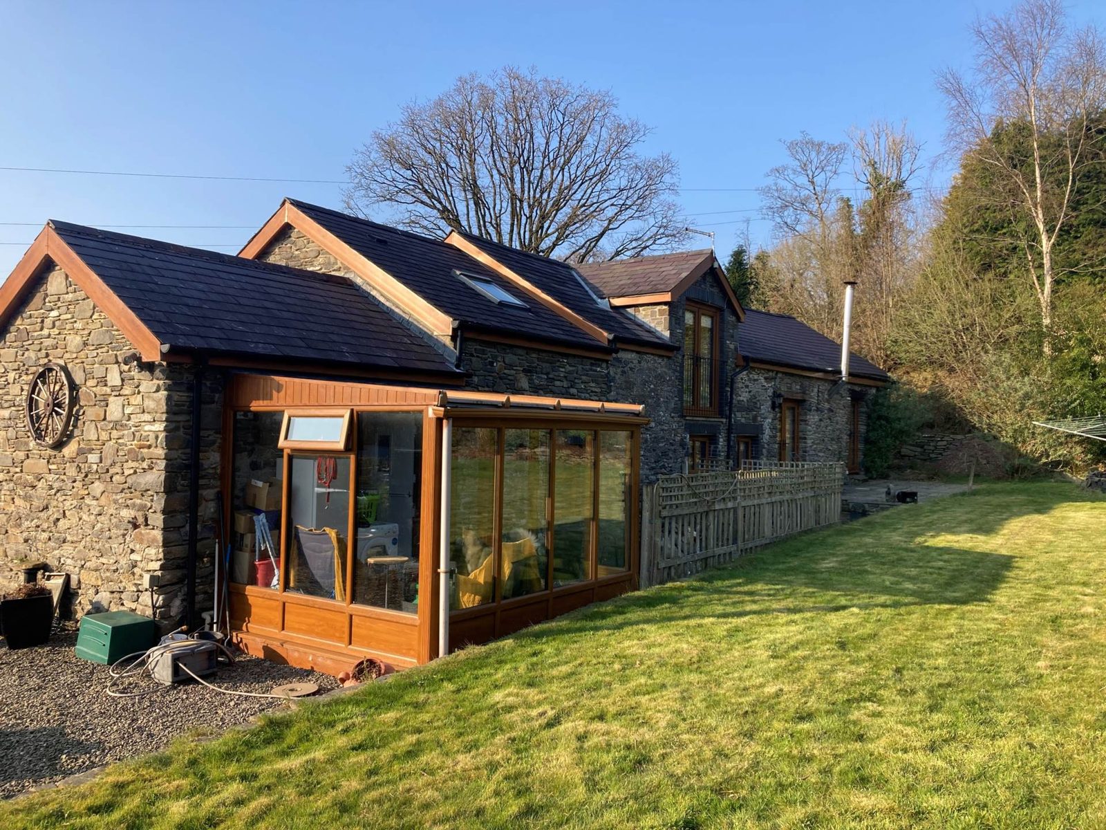 Cwmcarfan, Llanddewi Road
