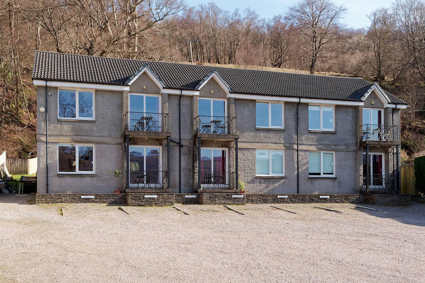Lochside Apartments Achintore Road, Fort William, PH33 6RW