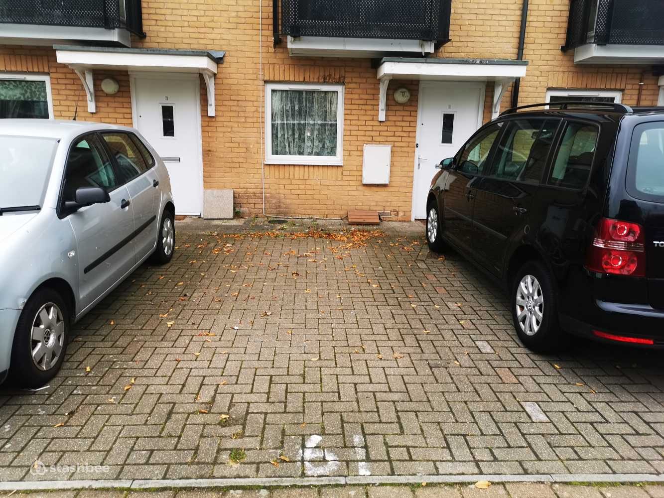 Parking Space to Rent in Isleworth, TW7