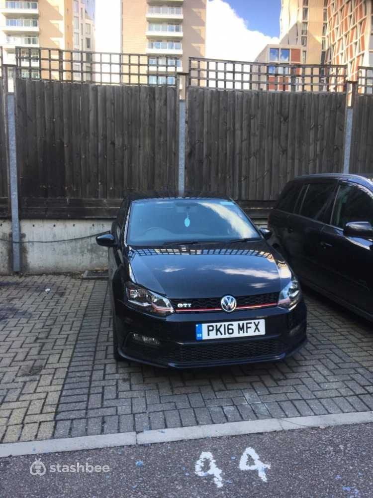 Parking Space to Rent in East London, E1