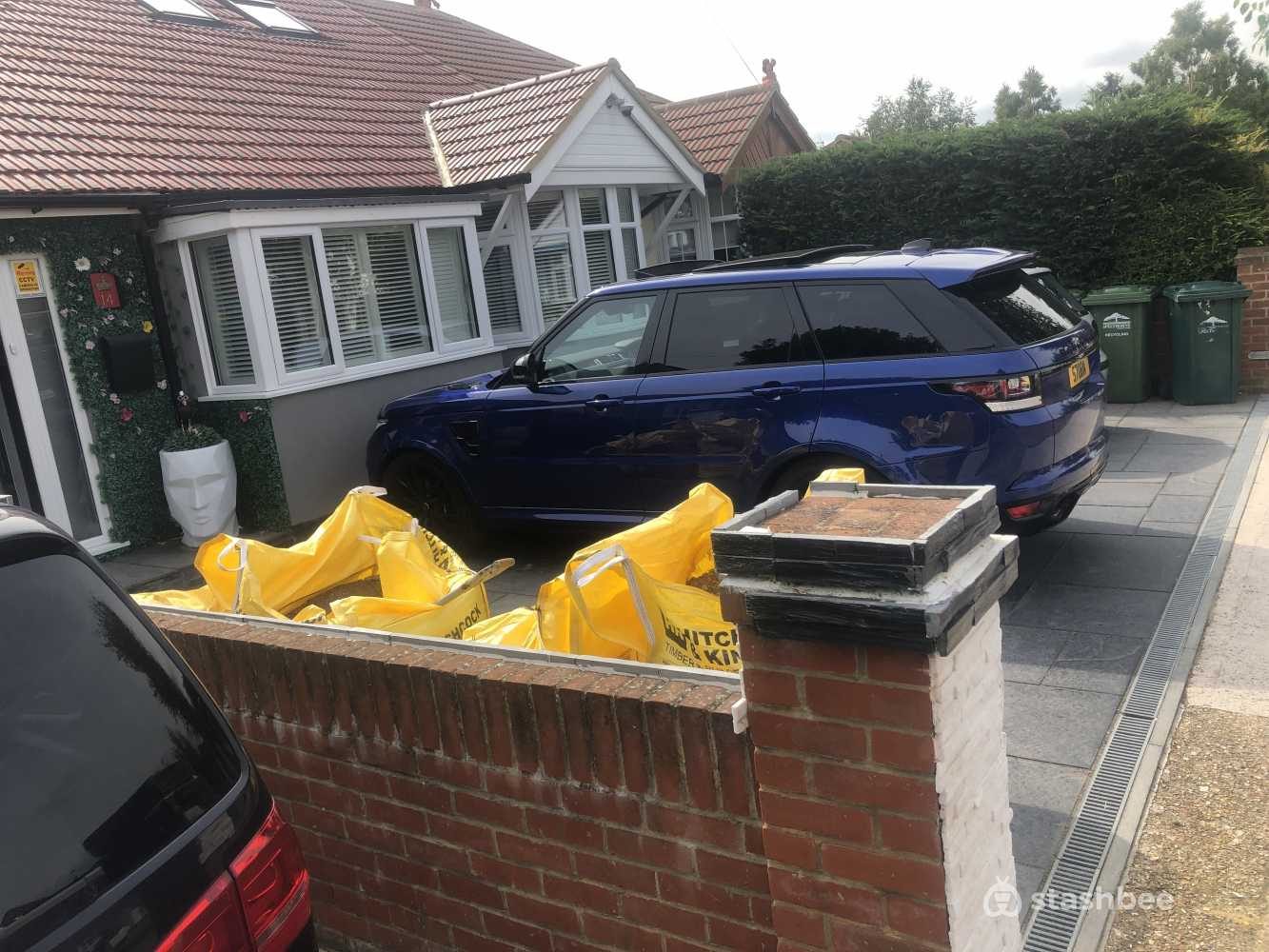 Parking Space to Rent in Shepperton, TW17