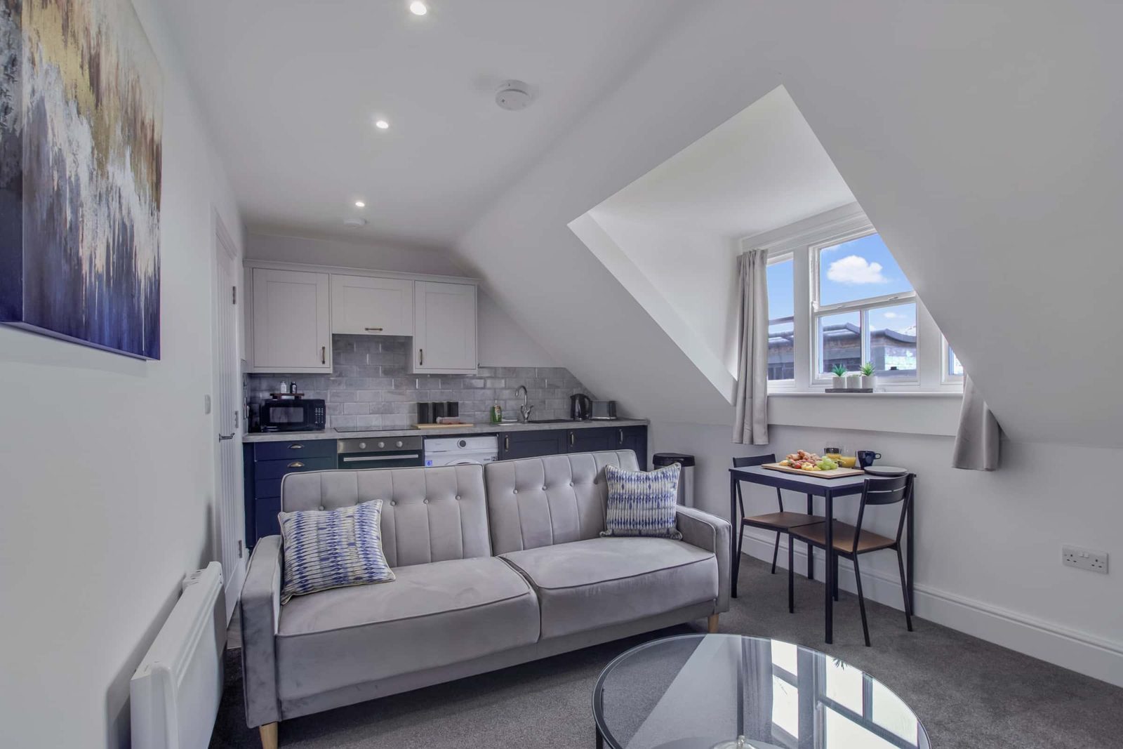 The Retreat - Quayside Serviced Apartment • 9-5 Spa Road