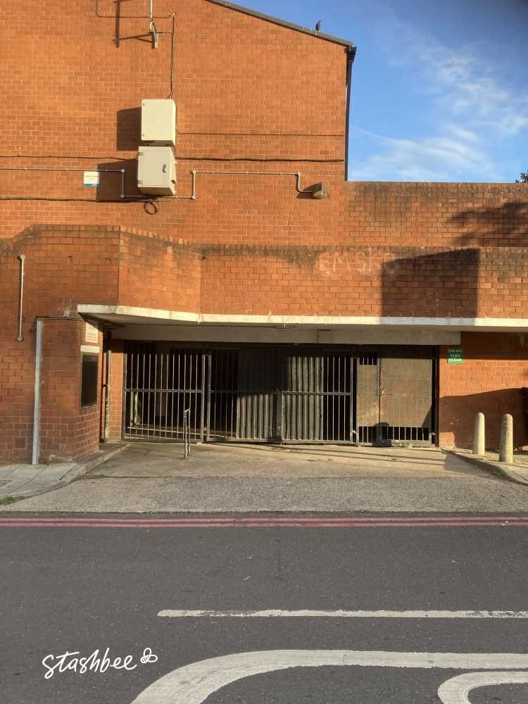 Lock-up Garage to Rent at Yaldham House, SE1 5TU
