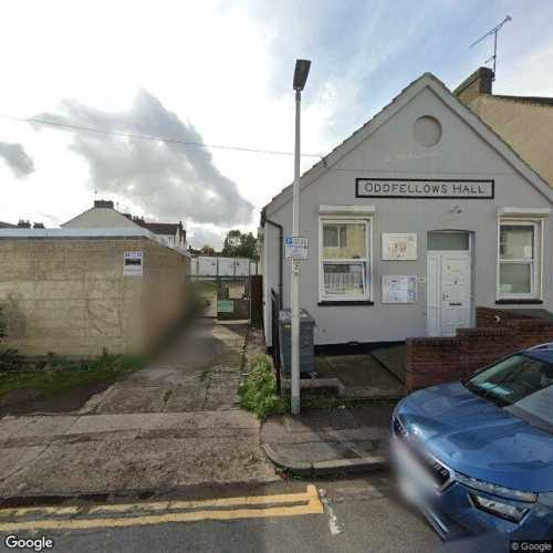 Lock-up Garage to Rent at Vicarage Road, ME7 5HZ