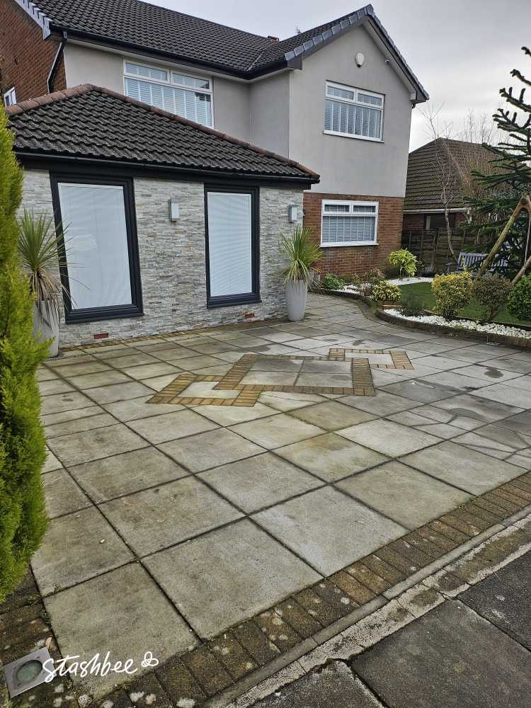 Parking Space to Rent in Manchester, M45