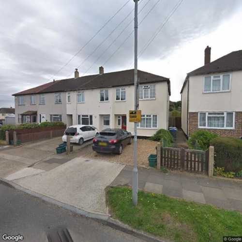 Parking Space to Rent in Chessington, KT9