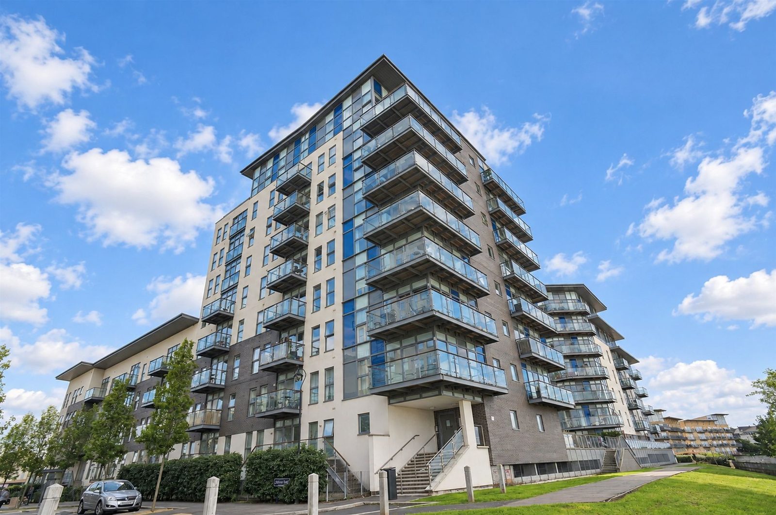 Clovelly Place, Greenhithe DA9