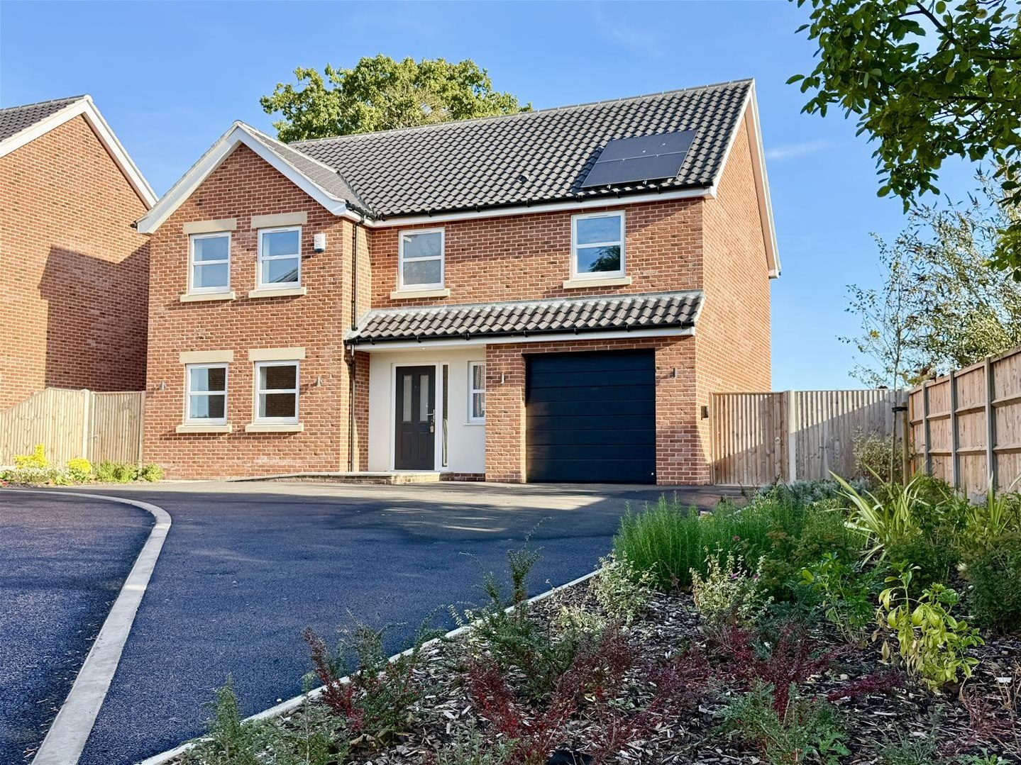 Detached house with a mooring, Great Yarmouth
