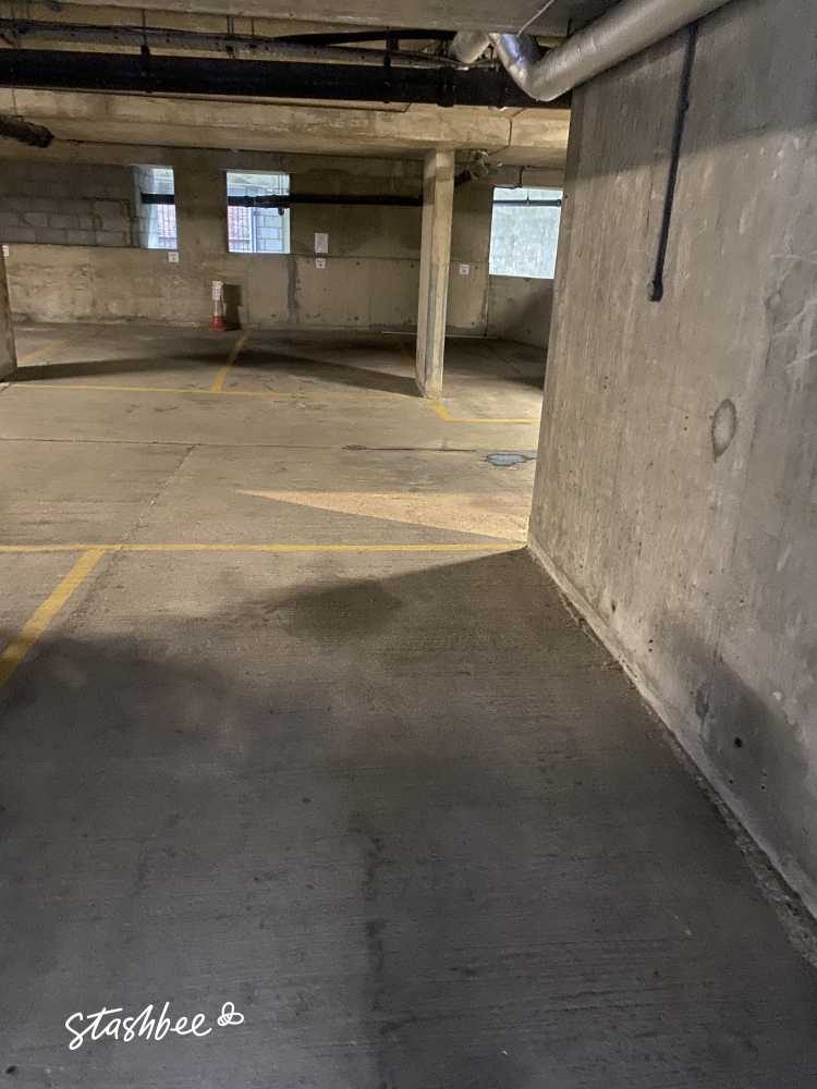 Garage to Rent in South West London, SW1P