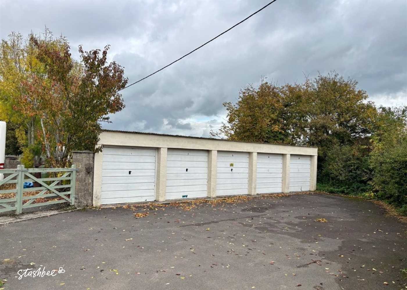 Garage to Rent in Frome, BA11