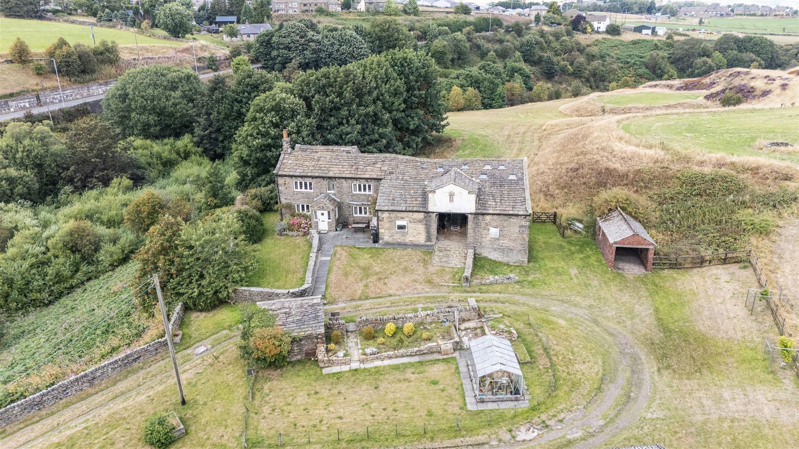 Morton End Farm, Brighouse Road, Denholme, Bradford, West Yorkshire, BD13 4HW