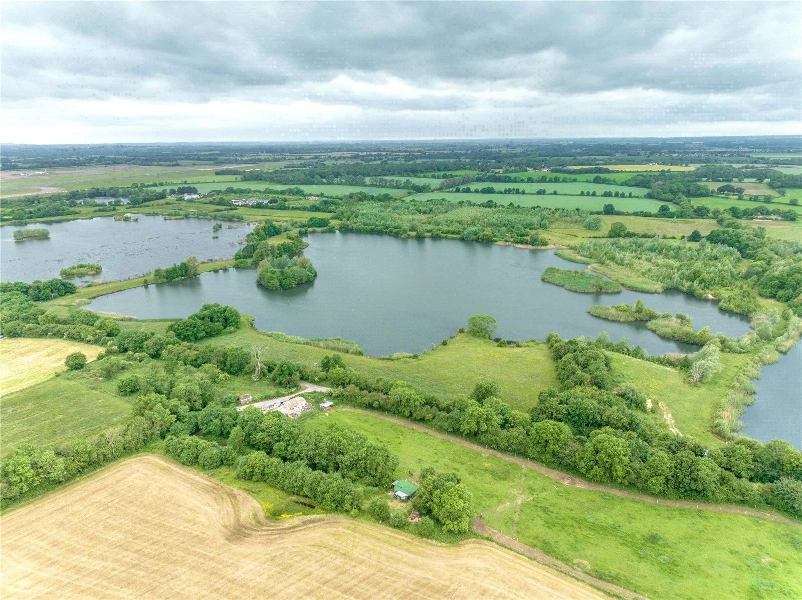 Horcott Lakes, Fairford, Gloucestershire, GL7 4BX
