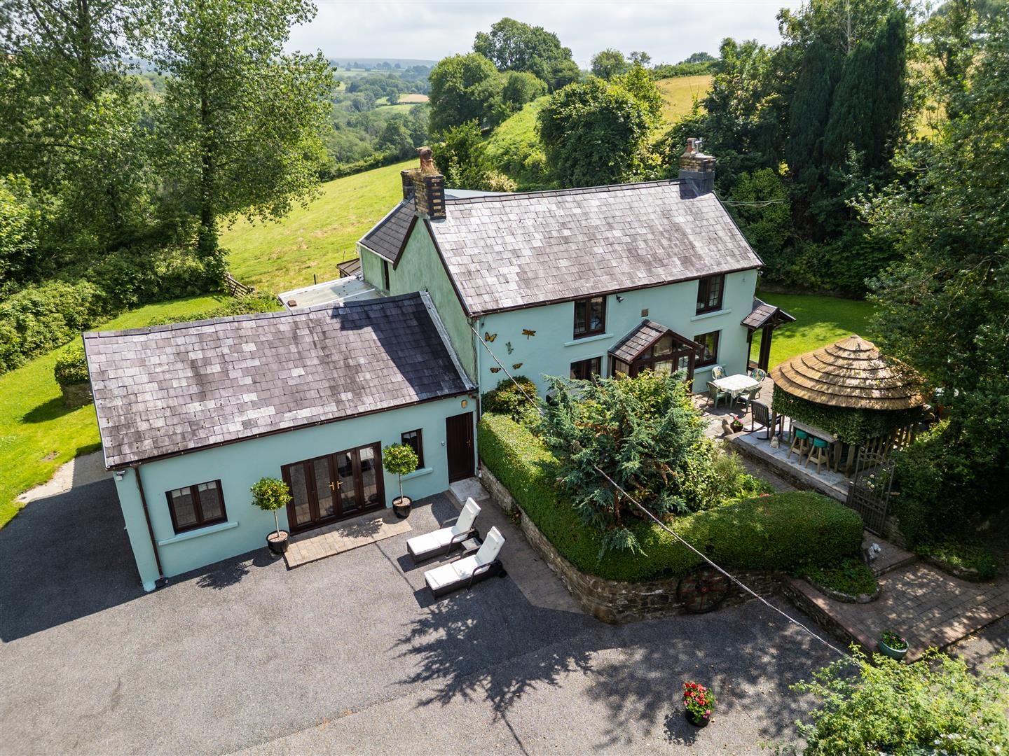 Period farmhouse, Swansea
