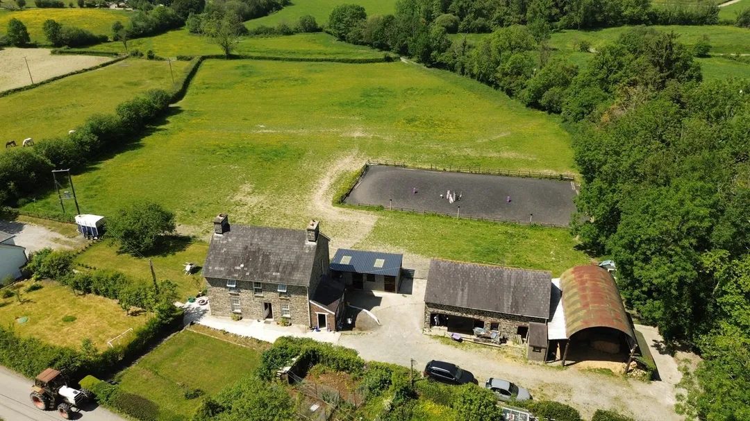 Lampeter: smallholding with further land available