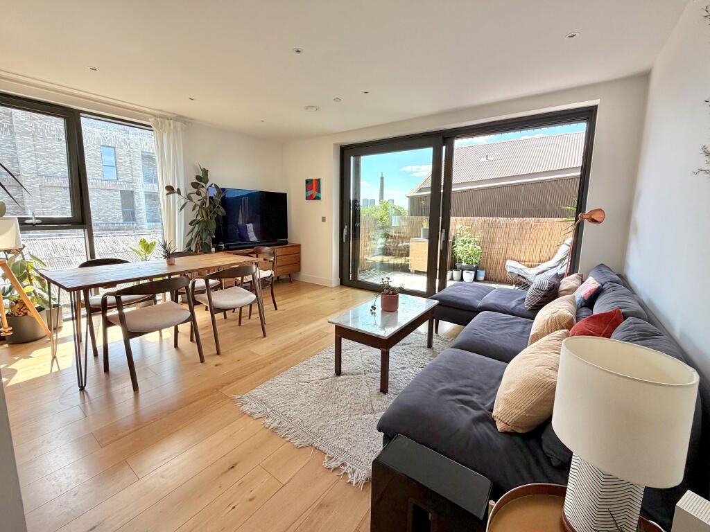 Period waterfront apartment, London