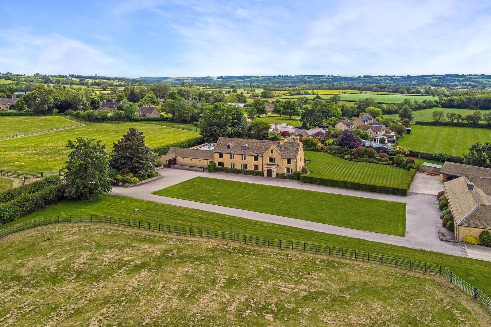 An Impressive Country Estate with Indoor Pool and Equestrian Facilities: house w
