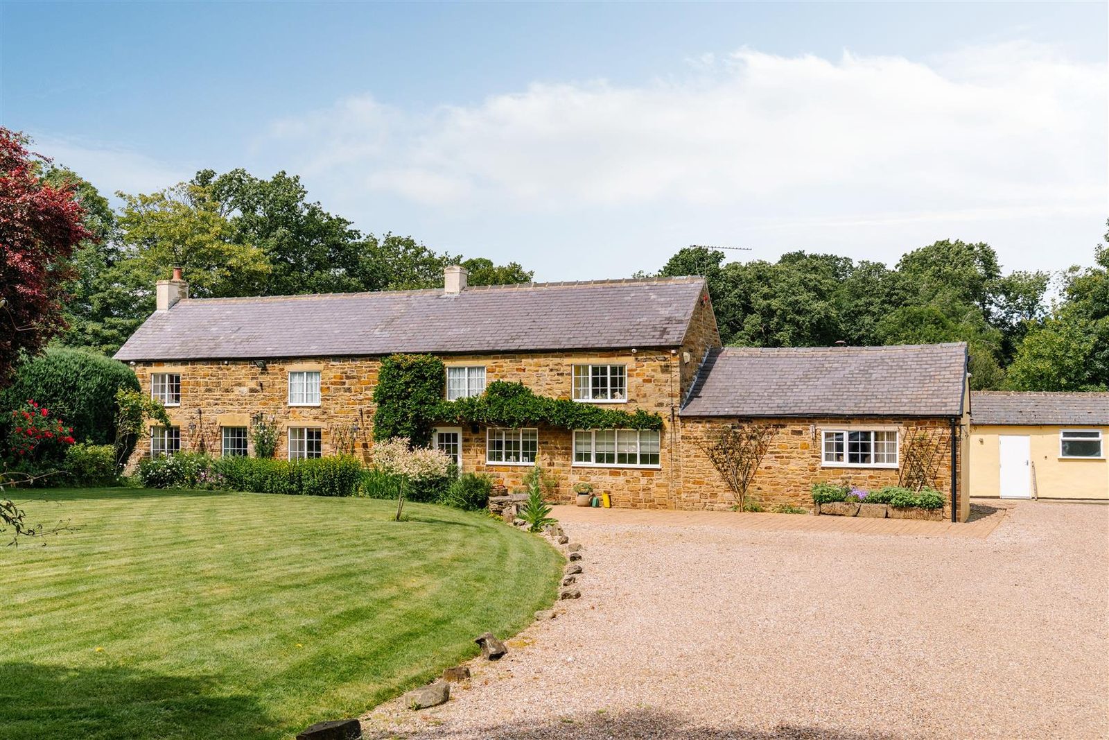 Chesterfield: period farmhouse