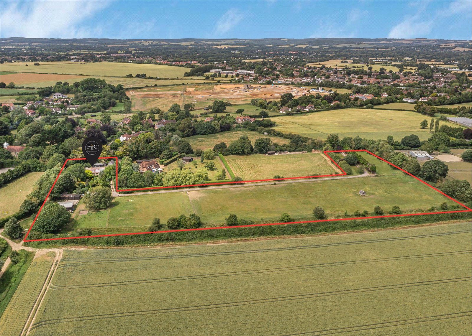 Detached House for sale with 5 bedrooms, Equestrian with 7.5 Acres, abundant