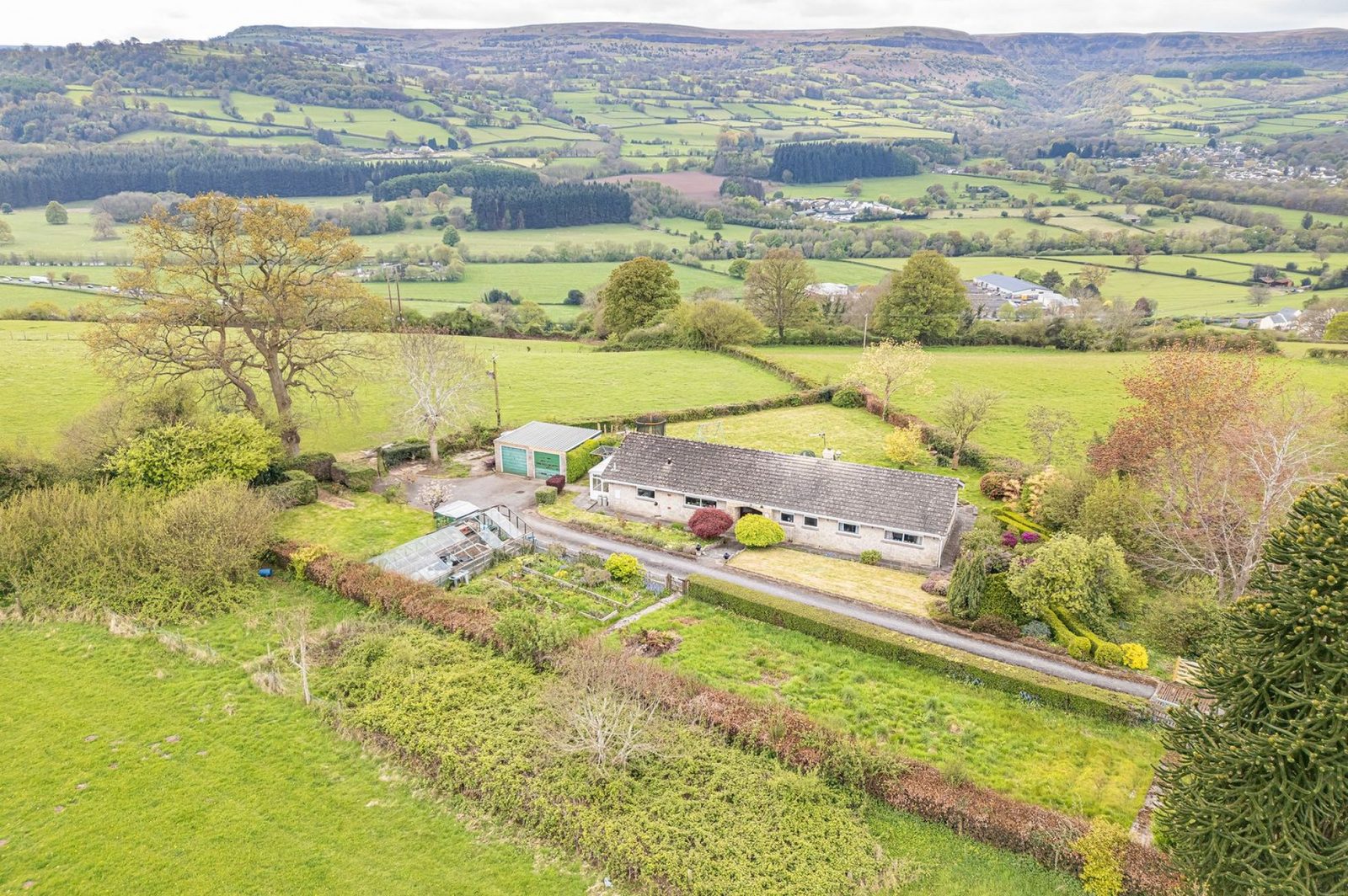 Bellfountain Road, Crickhowell