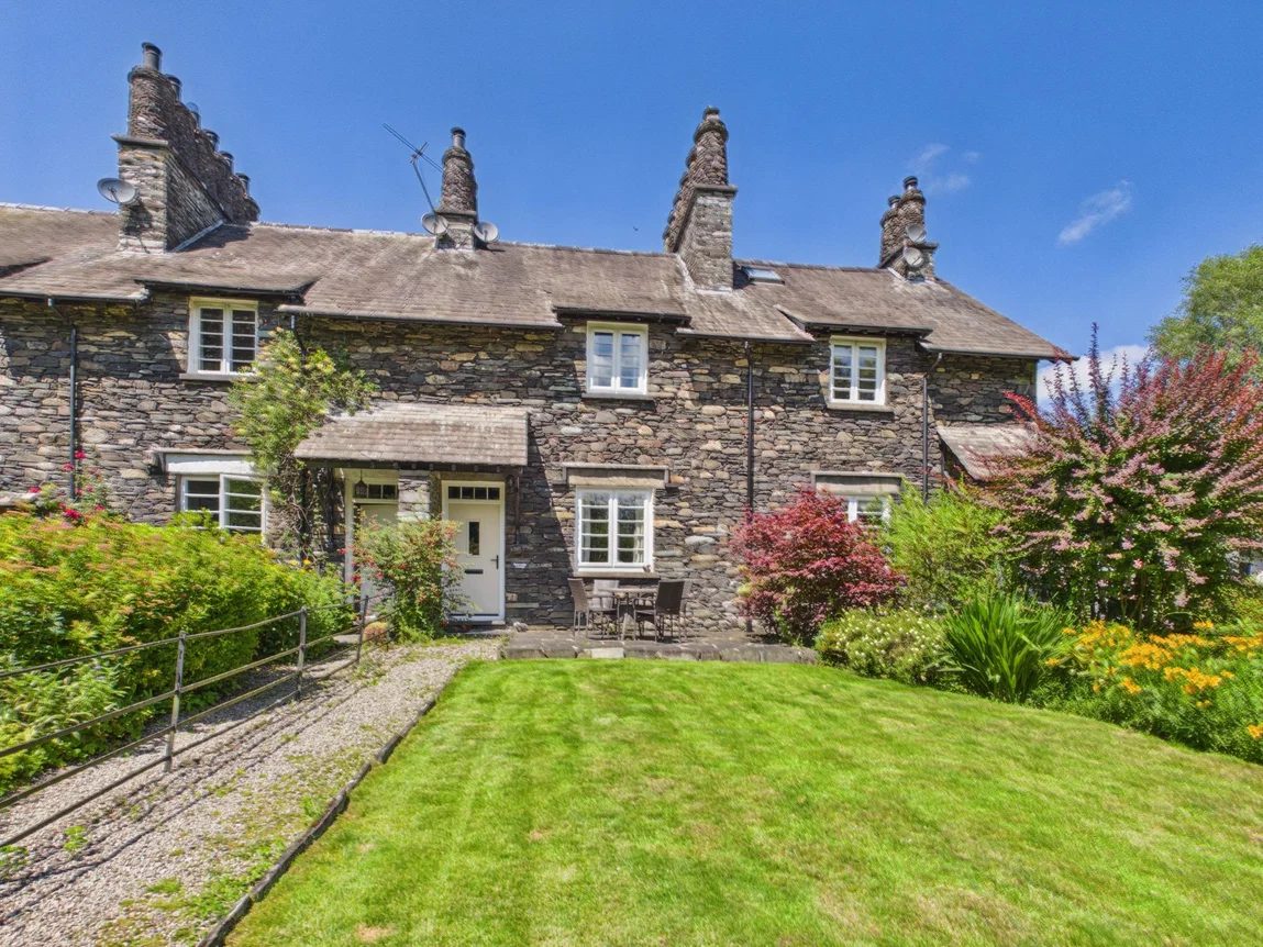 Riversedge Cottage, 2 Riverside Cottages, Skelwith Bridge, Ambleside, LA22 9NJ