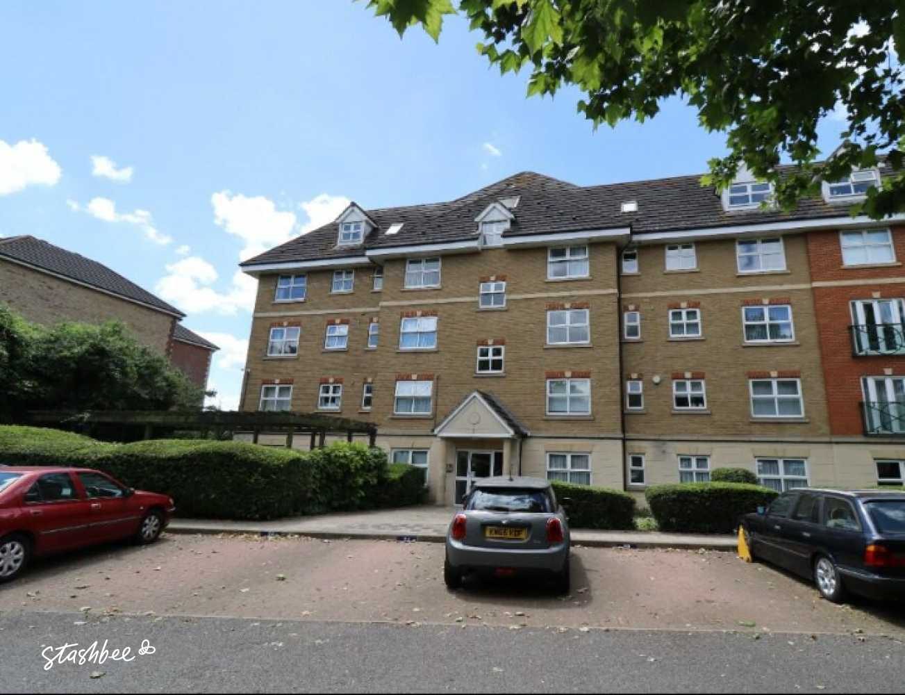 Parking Space to Rent in Purfleet, RM19