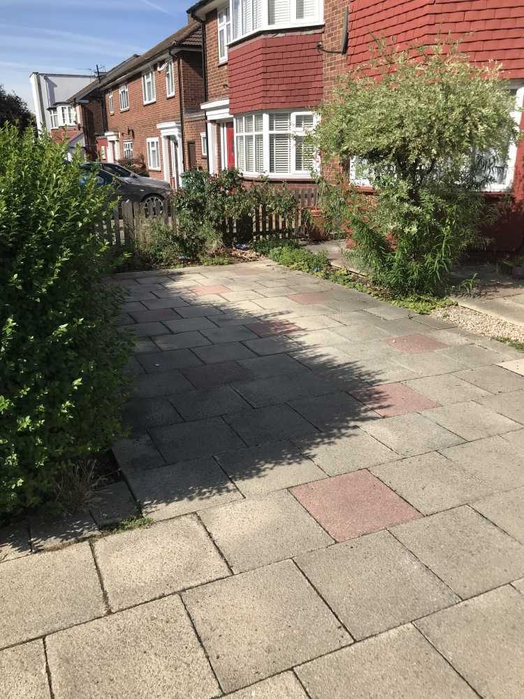 Parking Space to Rent in London, HA3