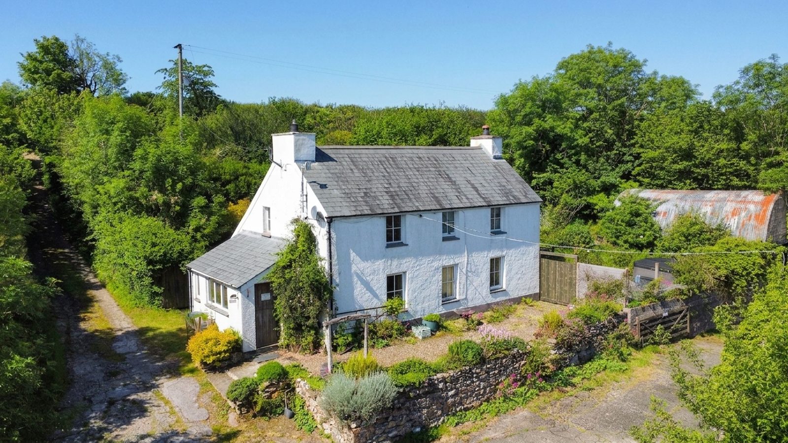 Smallholding with outbuildings in Clynderwen