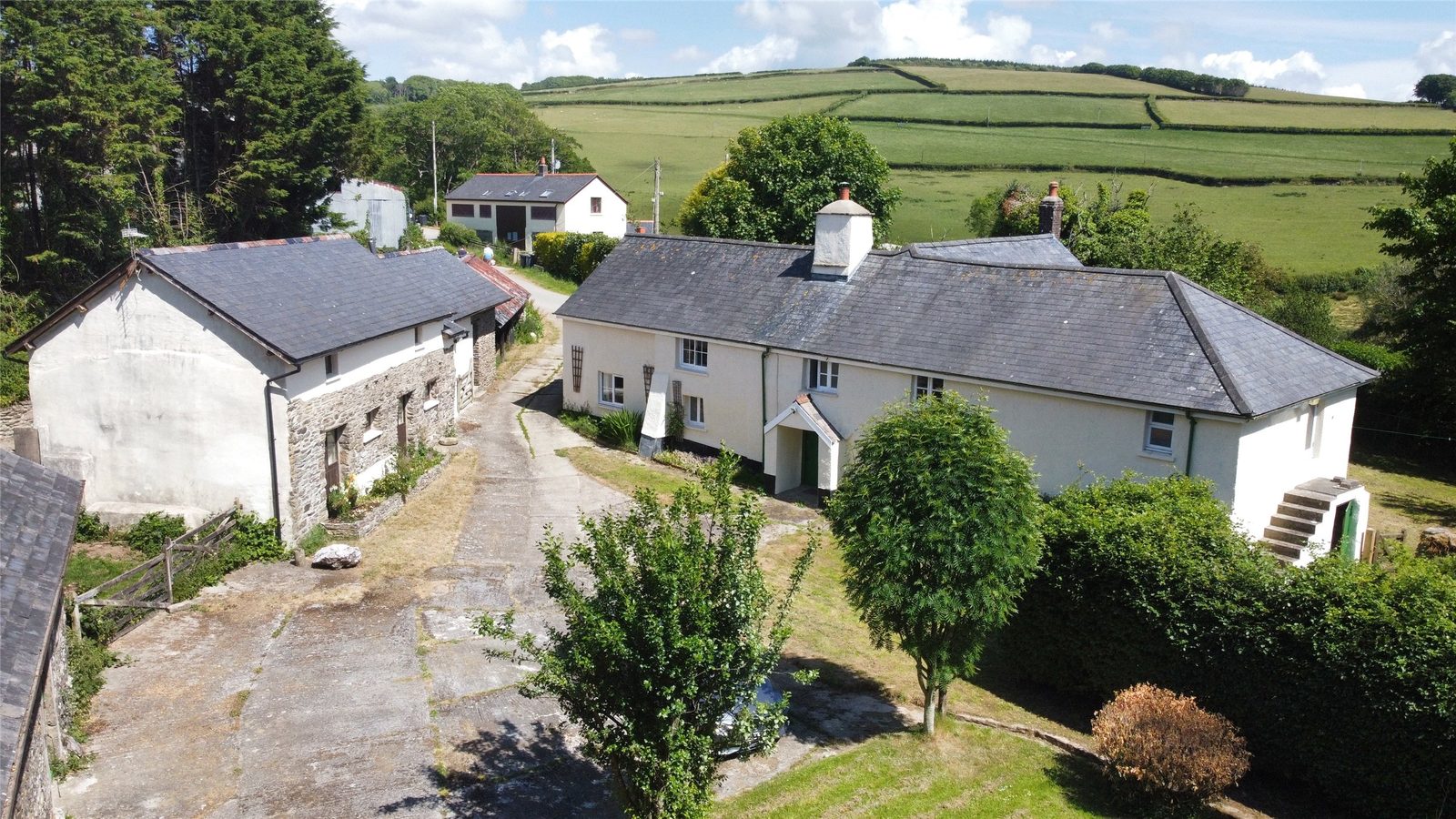 Farmhouse with paddocks in Barnstaple