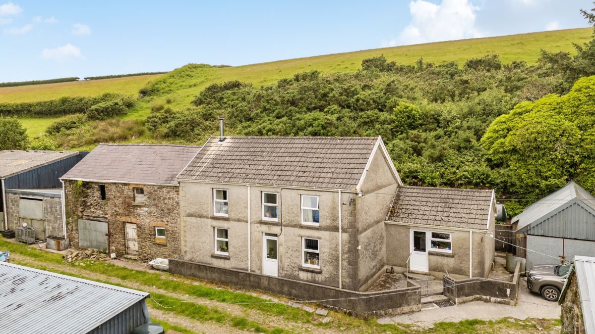 Smallholding for sale Llannon, Llanelli Carmarthenshire