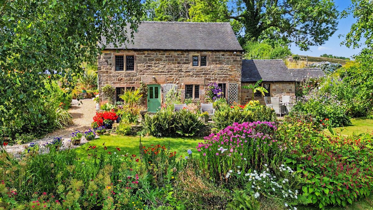 Period cottage in Kirk Ireton