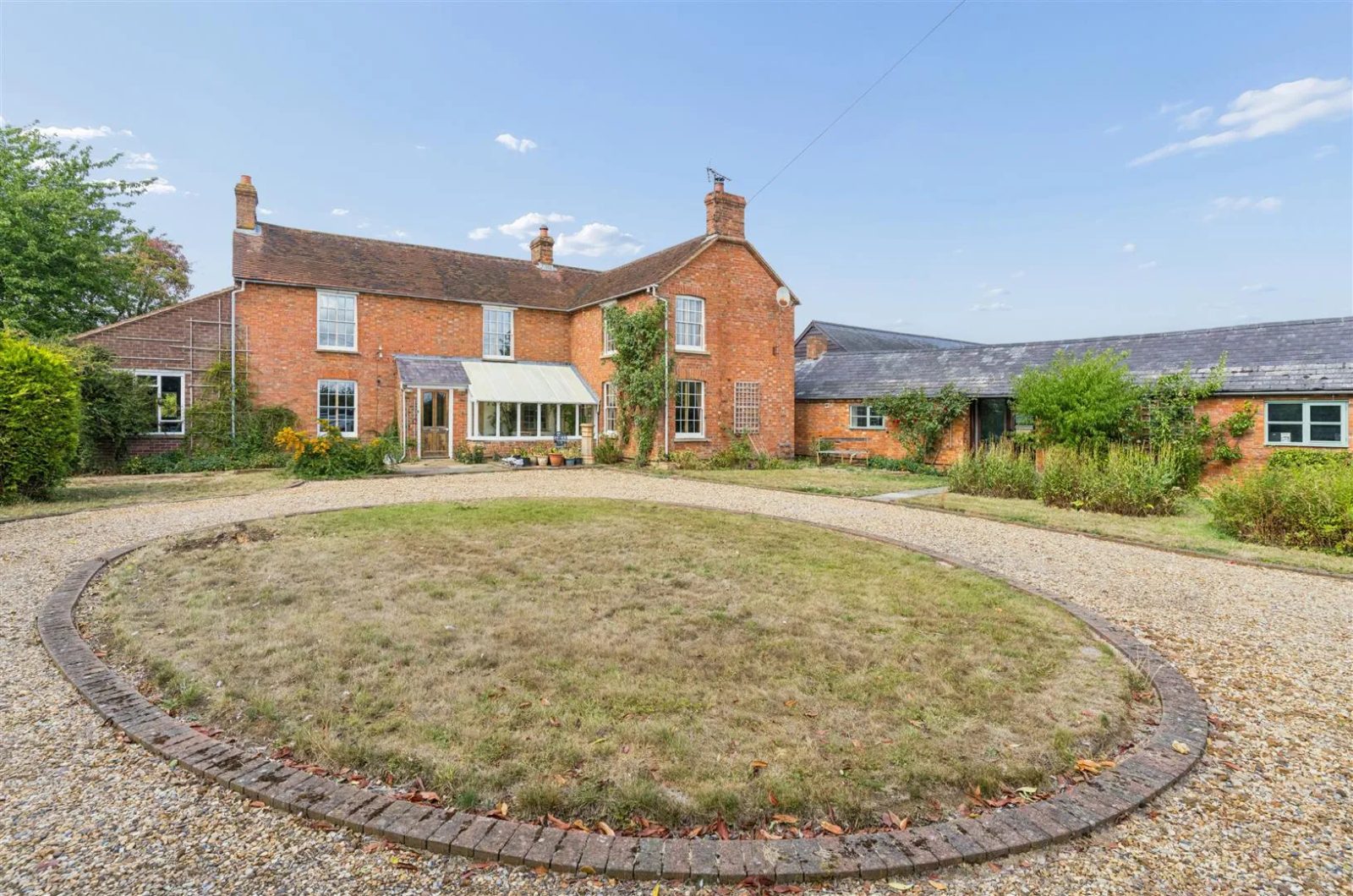 6 bed farm house for sale in Soulbury Road, Stewkley, Buckinghamshire