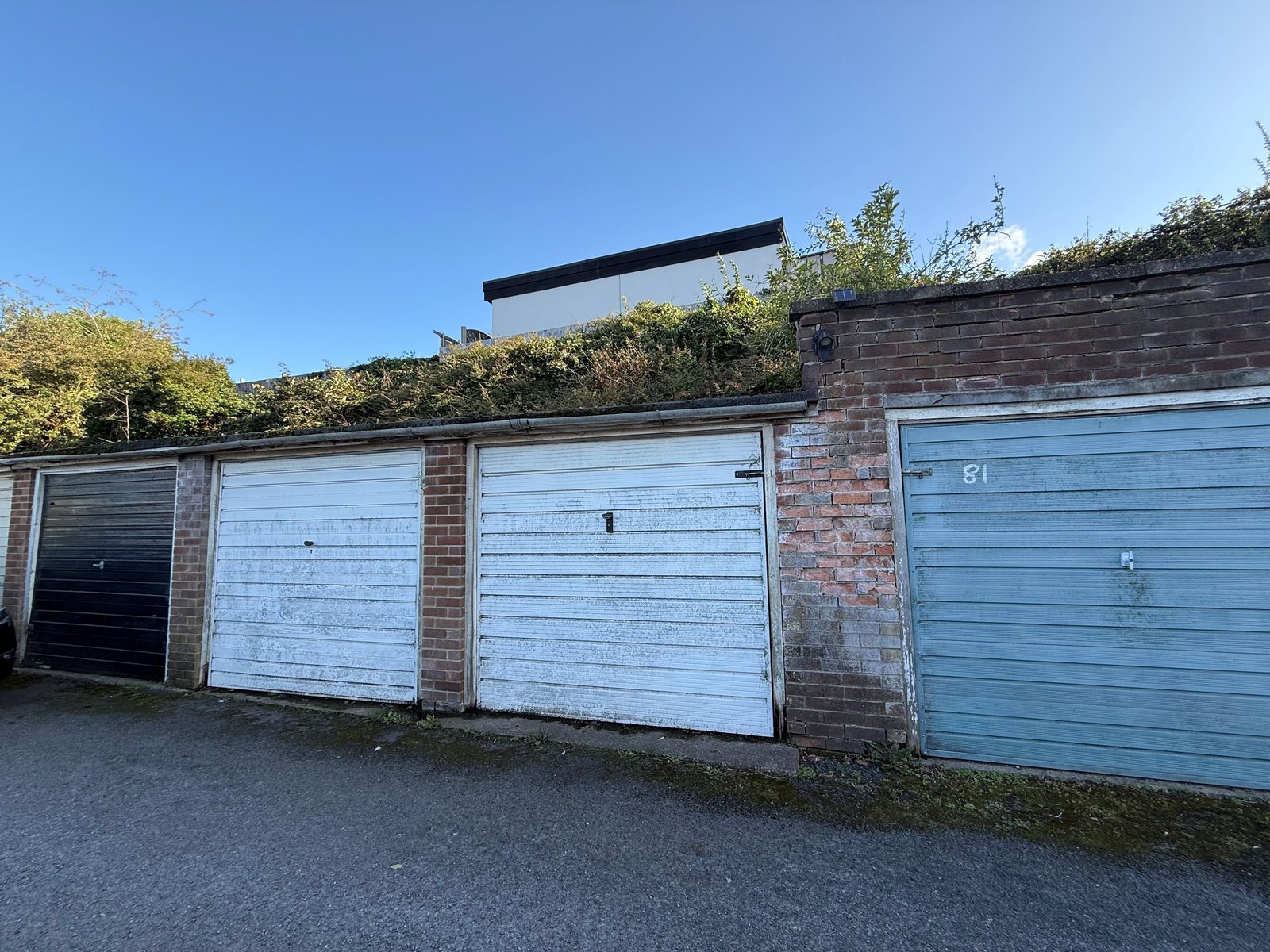 Garage, Southdale Road