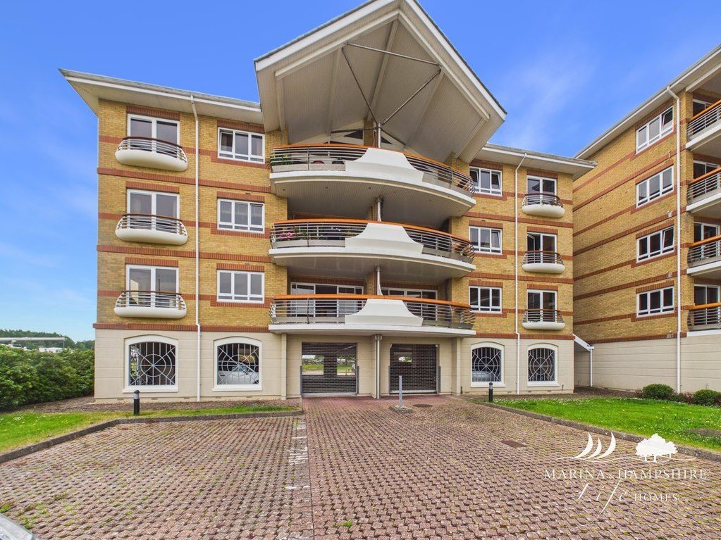 Victory House, Lock Approach, Port Solent