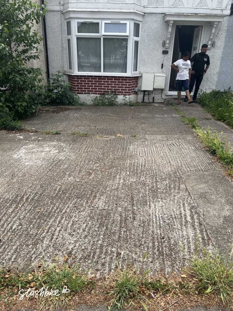 Parking Space to Rent in Wembley, HA9