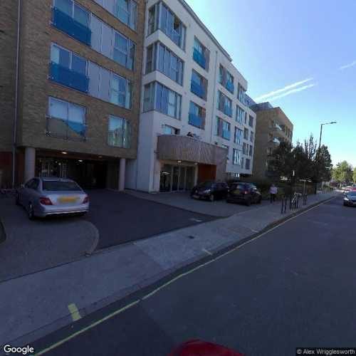 Parking Space to Rent in London, W6