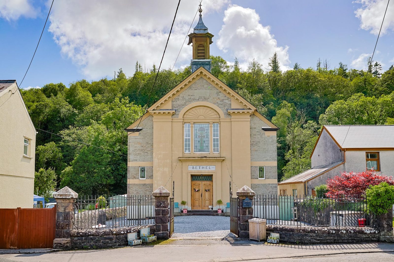 Character Property for sale with 4 bedrooms, Bethel Chapel, Lower Cwmtwrch