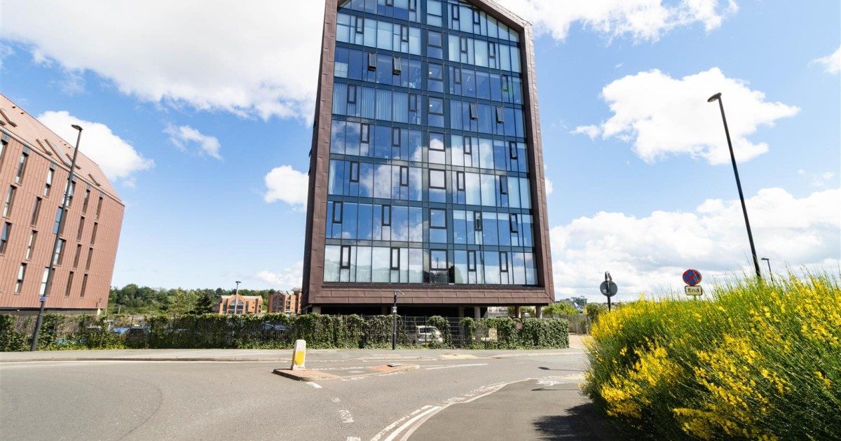 1 bedroom apartment for sale