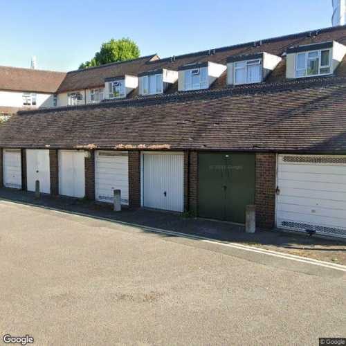 Lock-up Garage to Rent at Dunton Road, SE1 5TJ