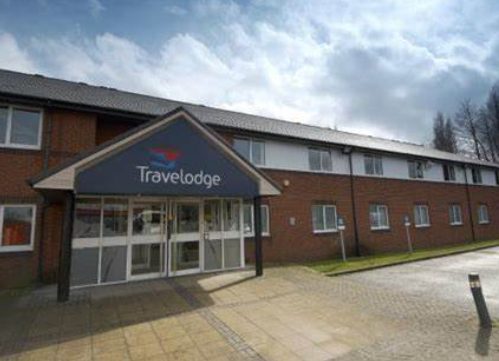 Parking on Travelodge Sheffield Richmond, S2