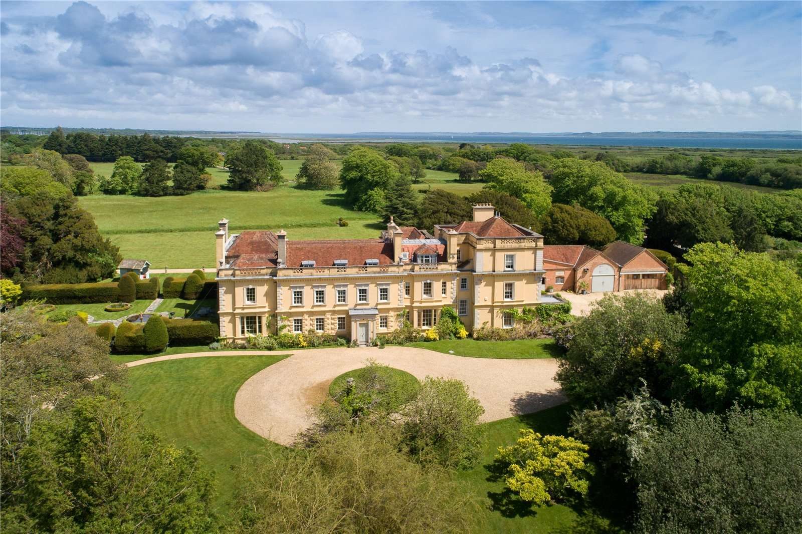 Grade II listed country house in Lymington
