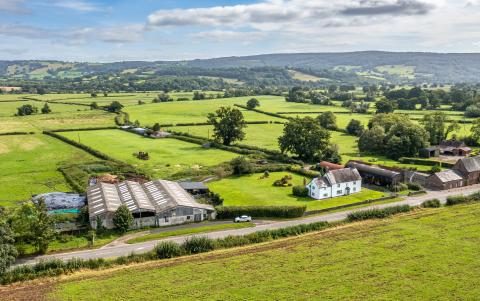 Tregrug Farm, Llangybi
