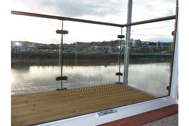 2 Bedroom Apartment Let in NEWPORT, NP19
